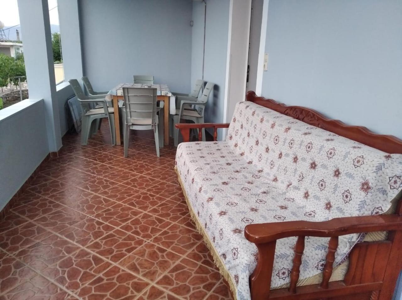 Hako Apartments Sarandë 外观 照片